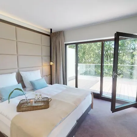 White Pearl 3.09 Apartment